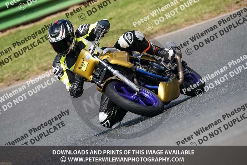 enduro digital images;event digital images;eventdigitalimages;mallory park;mallory park photographs;mallory park trackday;mallory park trackday photographs;no limits trackdays;peter wileman photography;racing digital images;trackday digital images;trackday photos
